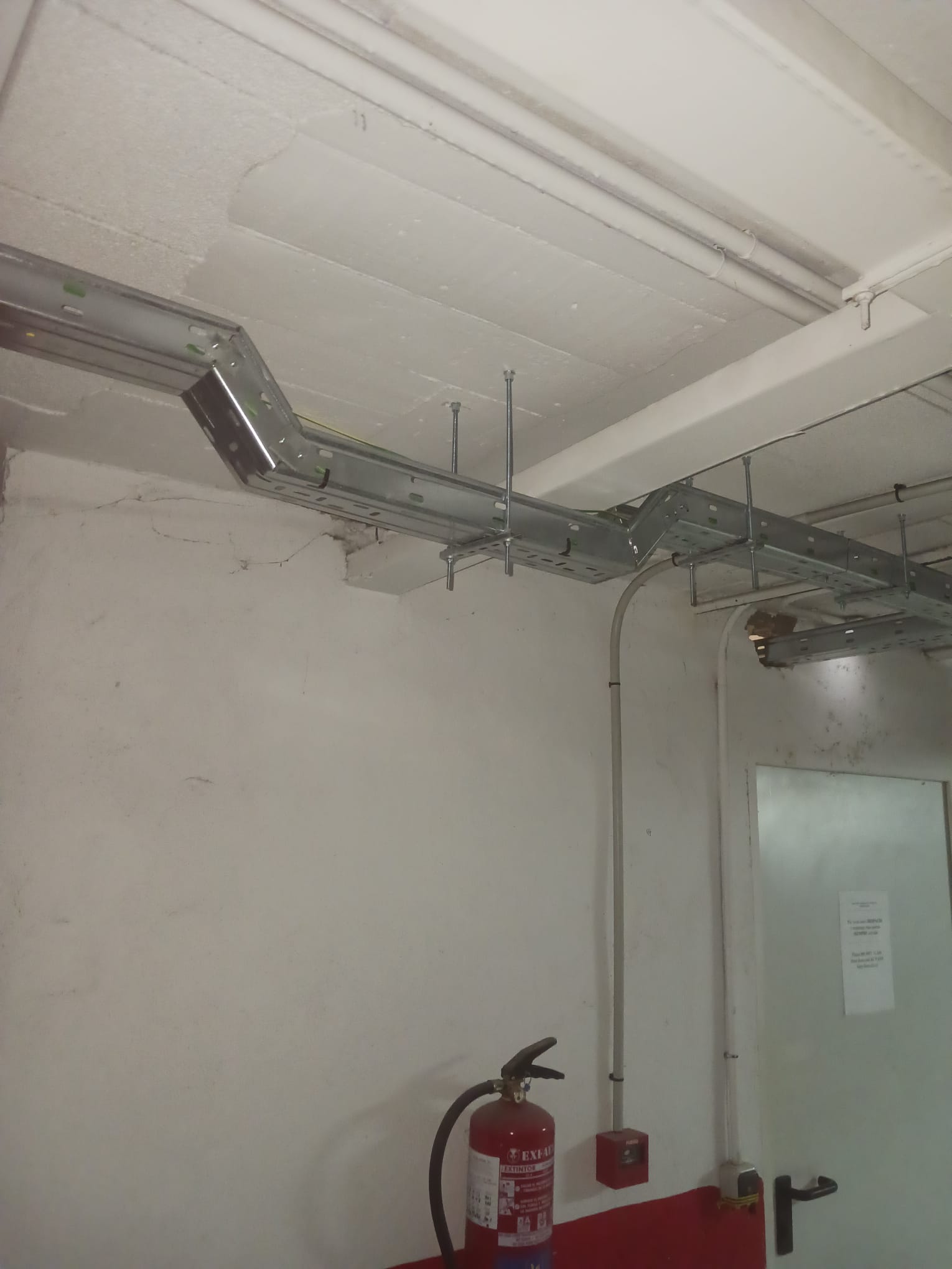Pre-Instalación Cargador VE — Urbanización Calahonda