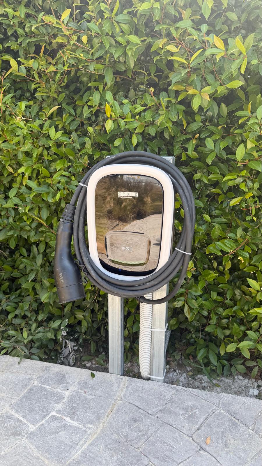 EV Charger Installation — Orbis Viaris 7.4 kW Single-Phase, Pedestal Mount, San Pedro de Alcántara (Marbella)
