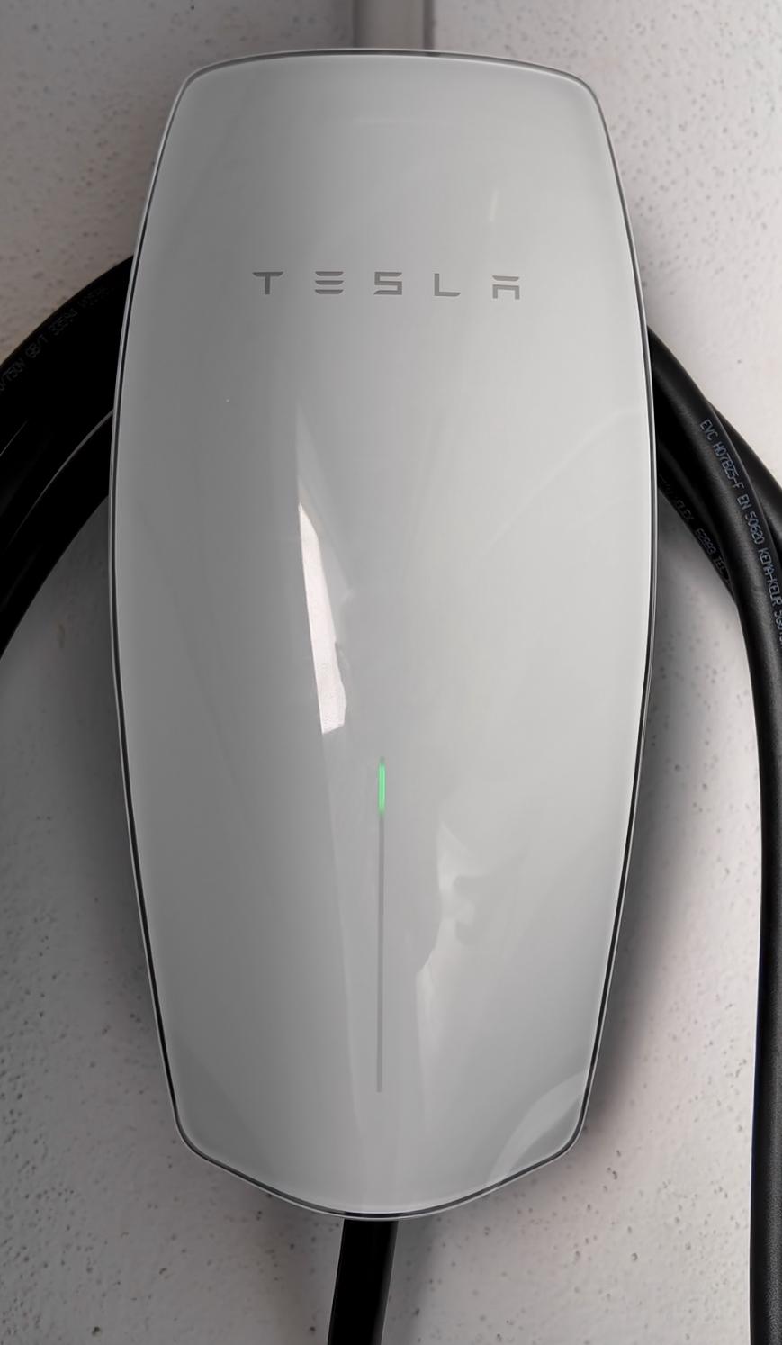 Tesla Wall Connector Gen 3 — Private Garage, Estepona